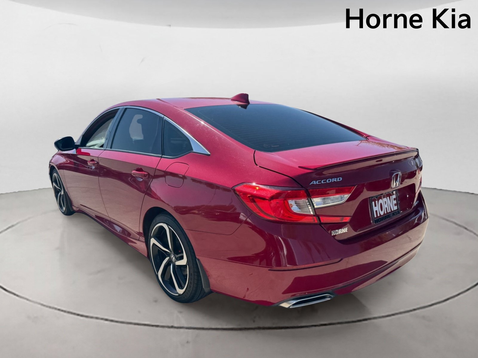 Used 2018 Honda Accord Sport image 5