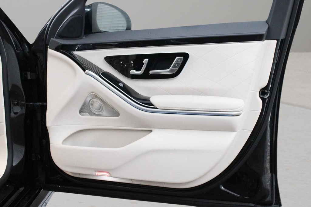 Used 2022 Mercedes-Benz S 580 4MATIC Sedan image 23