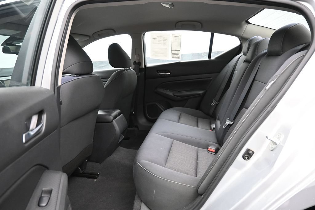 Used 2021 Nissan Altima 2.5 S FWD image 22