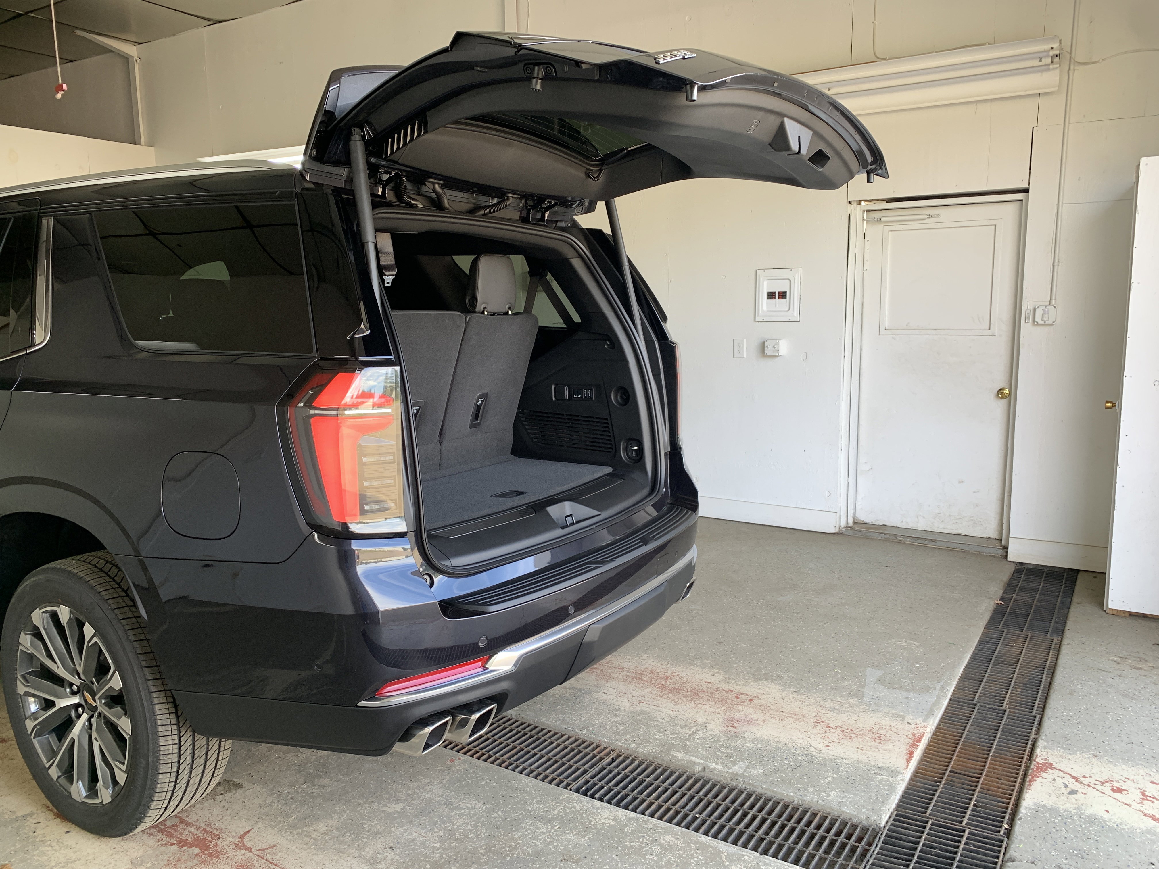 New 2026 Chevrolet Tahoe High Country image 48