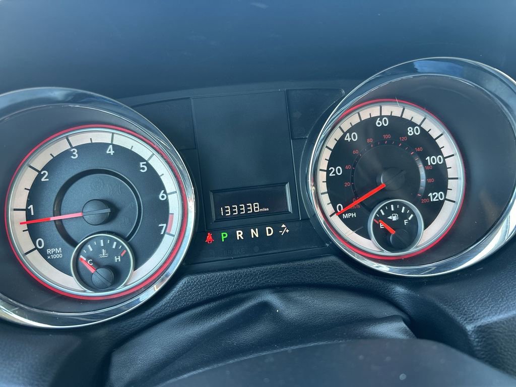 Used 2014 Dodge Grand Caravan SXT image 15