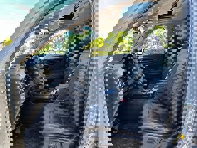 Used 2023 Honda CR-V EX-L image 5