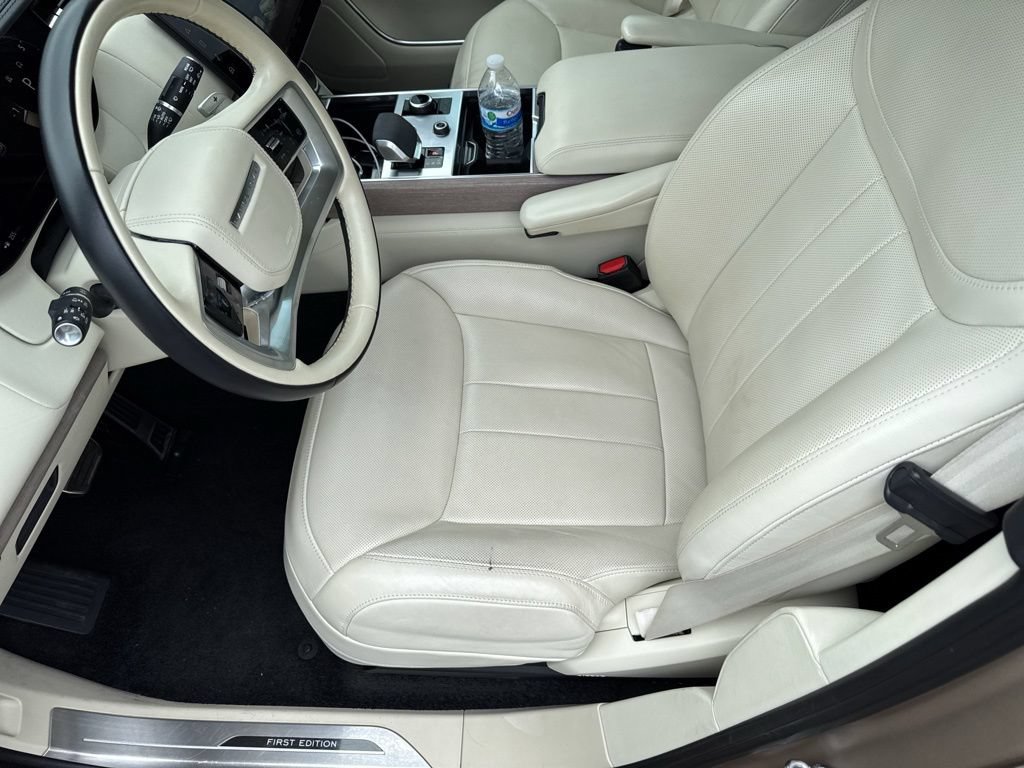 Used 2023 Land Rover Range Rover First Edition AWD/4WD image 25