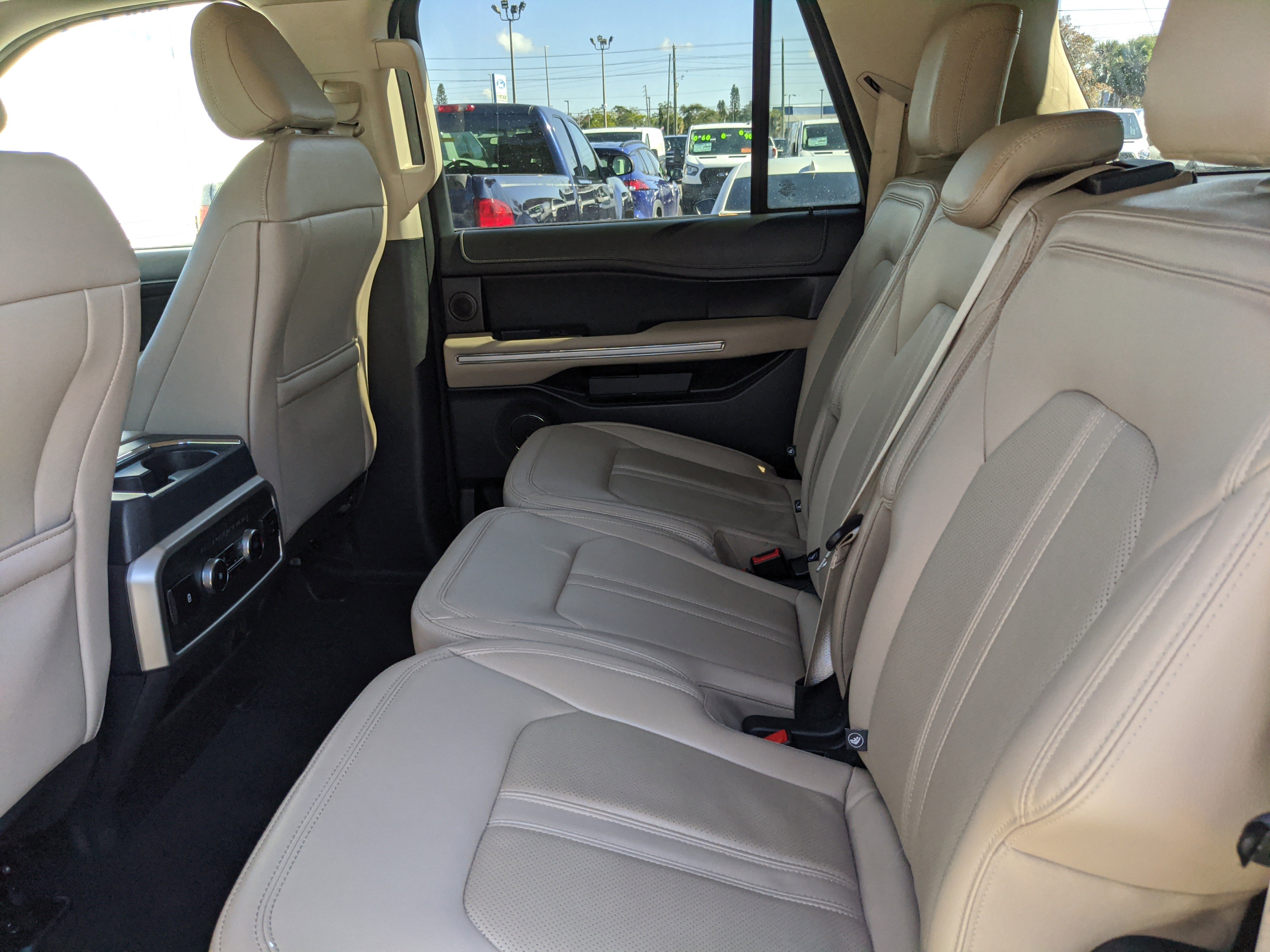 Used 2024 Ford Expedition Max Limited image 20