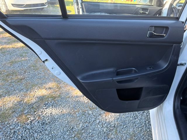 Used 2017 Mitsubishi Lancer SE AWD/4WD image 18