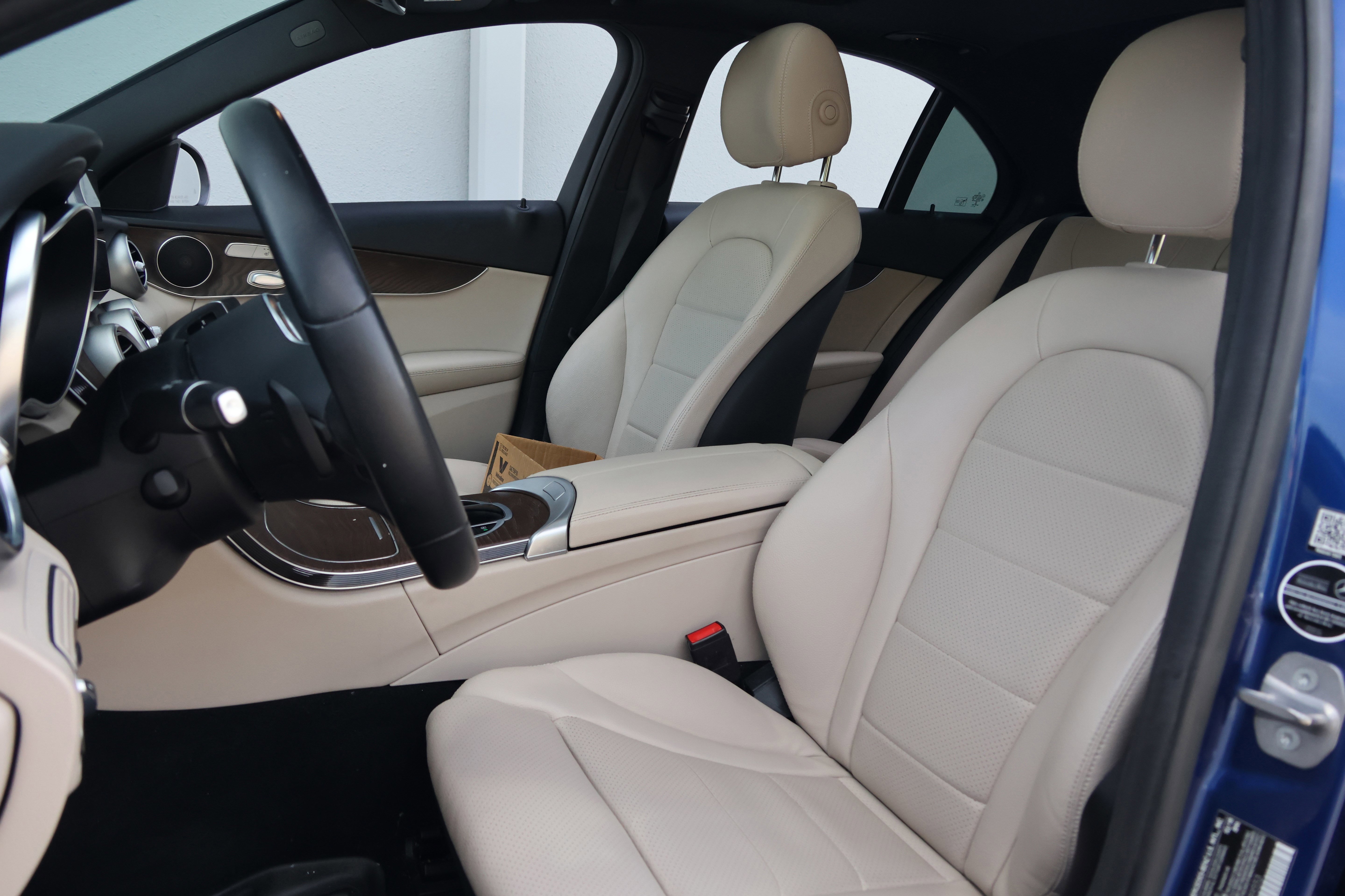 Used 2019 Mercedes-Benz C 300 Sedan image 29