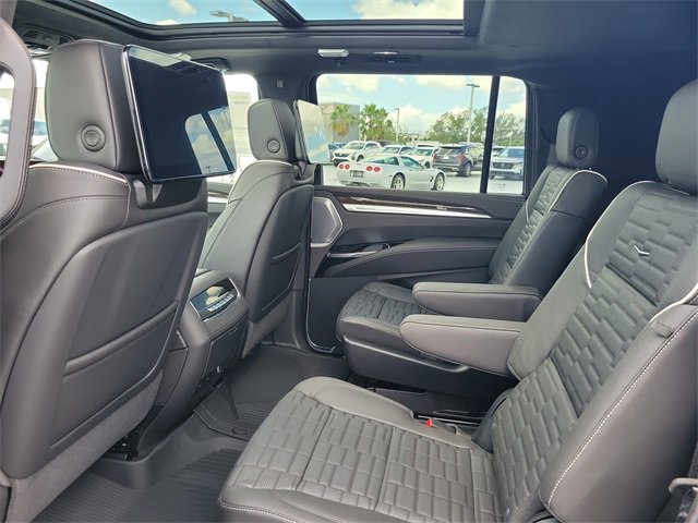 New 2026 Cadillac Escalade ESV Platinum Sport image 18