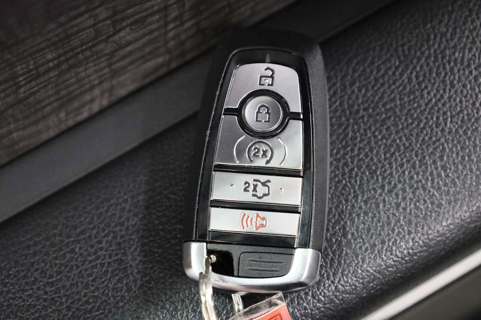 Used 2019 Ford Expedition Limited AWD/4WD image 41