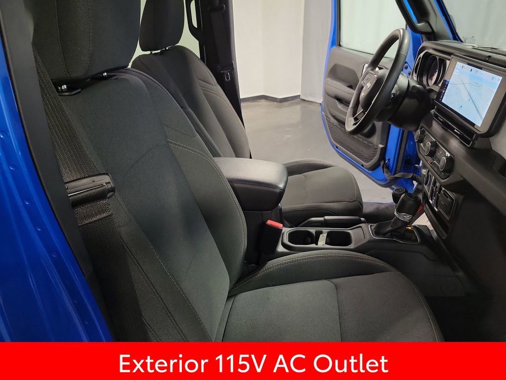 Used 2024 Jeep Gladiator Sport image 23