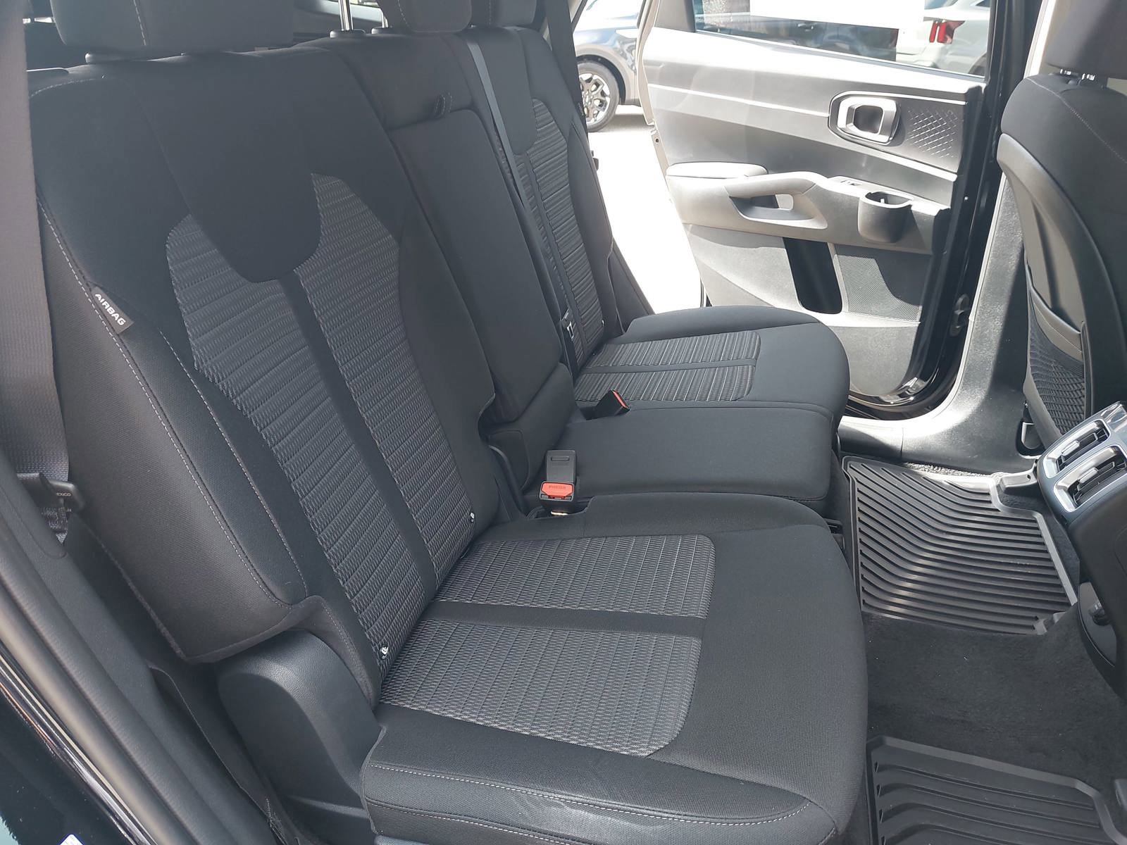 New 2026 Kia Sorento LX FWD image 11