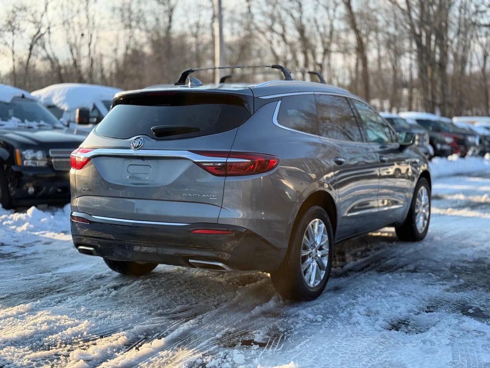 Used 2018 Buick Enclave Premium w/ Experience Buick Package image 6