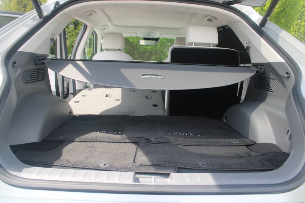 Used 2023 Hyundai Ioniq 5 Limited AWD/4WD image 35