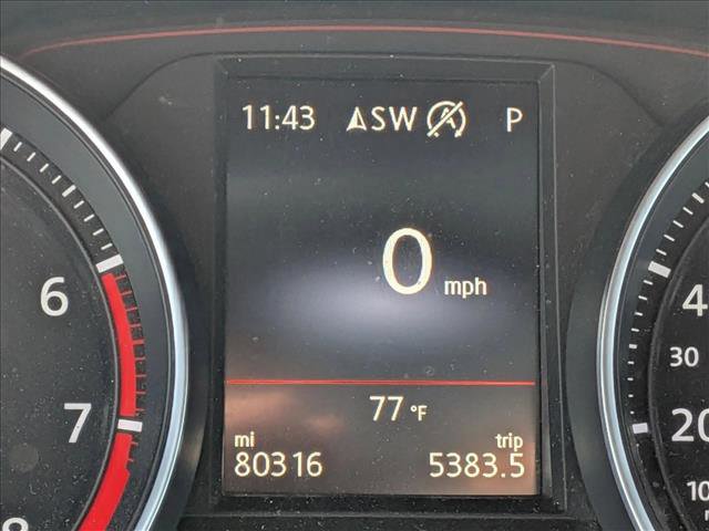 Used 2020 Volkswagen GTI SE image 10