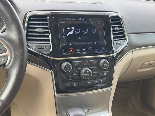 Used 2020 Jeep Grand Cherokee Overland image 14