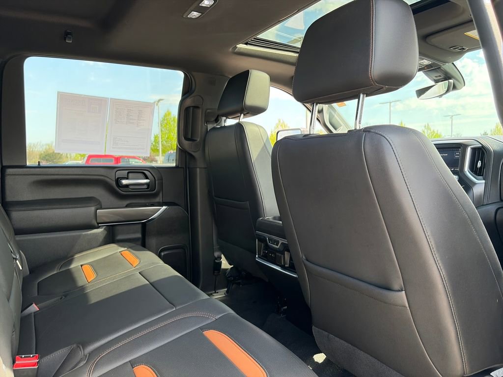 Used 2021 GMC Sierra 2500 AT4 w/ AT4 Premium Plus Package AWD/4WD image 37