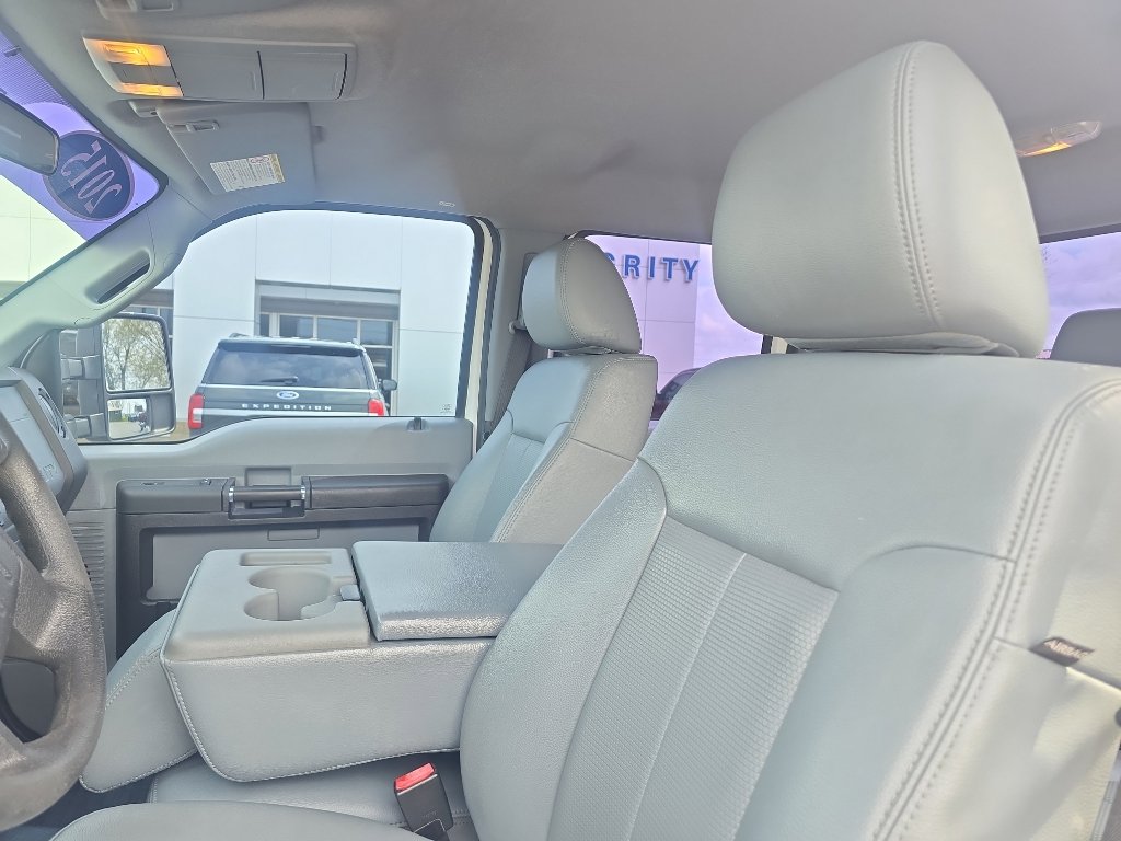 Used 2015 Ford F250 XL w/ Power Equipment Group image 14