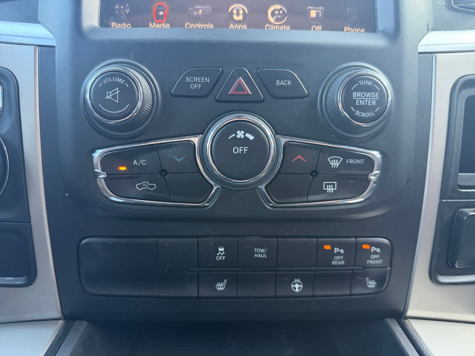 Used 2014 RAM 1500 Lone Star RWD image 17