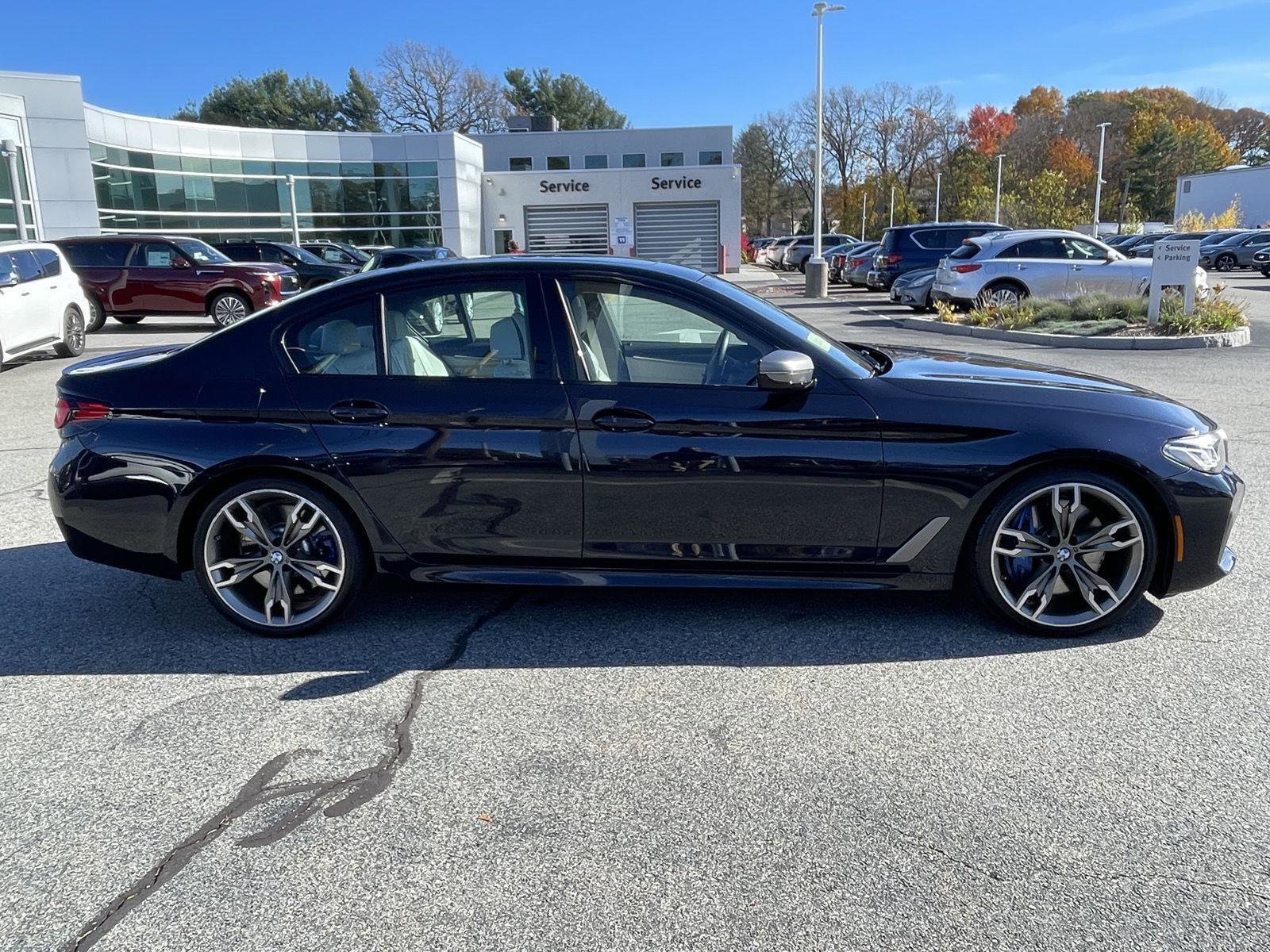 Used 2023 BMW M550i xDrive w/ Executive Package image 5