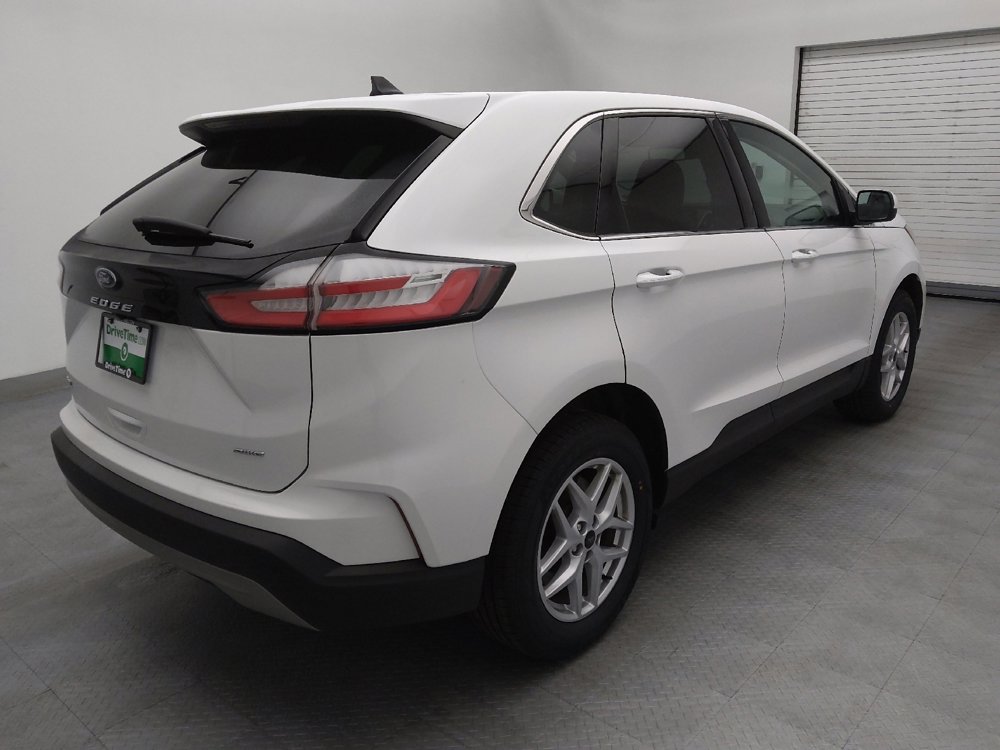 Used 2023 Ford Edge SEL image 9