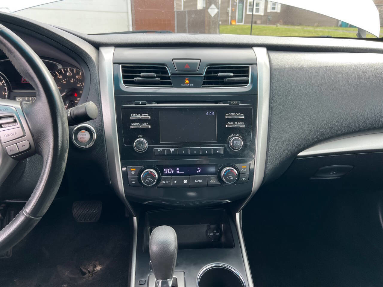 Used 2015 Nissan Altima 2.5 SV w/ Convenience Package image 14