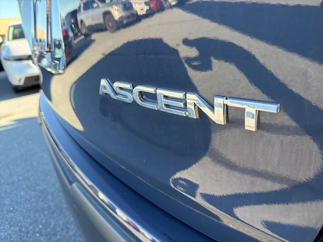 Used 2024 Subaru Ascent Premium w/ Convenience Package image 9