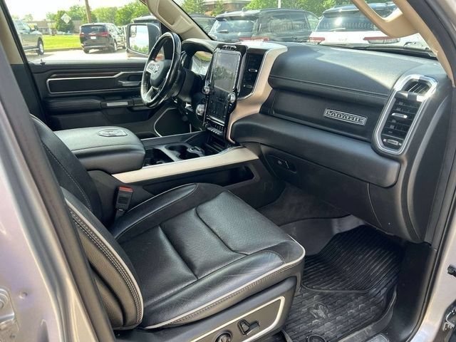 Used 2021 RAM 1500 Laramie AWD/4WD image 17