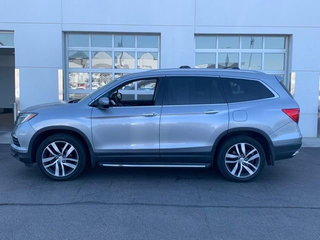 Used 2017 Honda Pilot Elite image 3