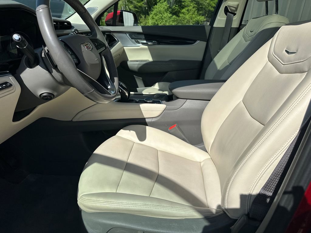 Certified 2023 Cadillac XT6 Premium Luxury w/ Technology Package image 9