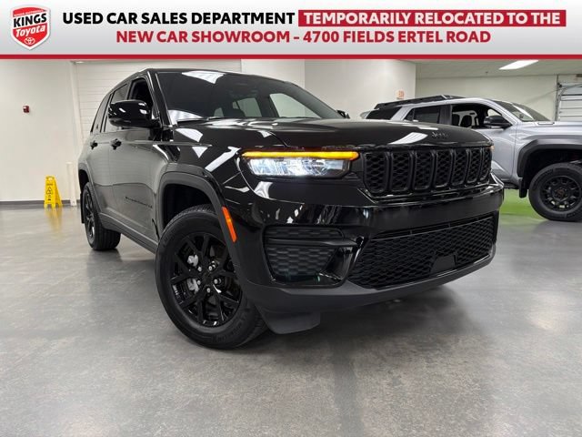 Used 2025 Jeep Grand Cherokee Altitude