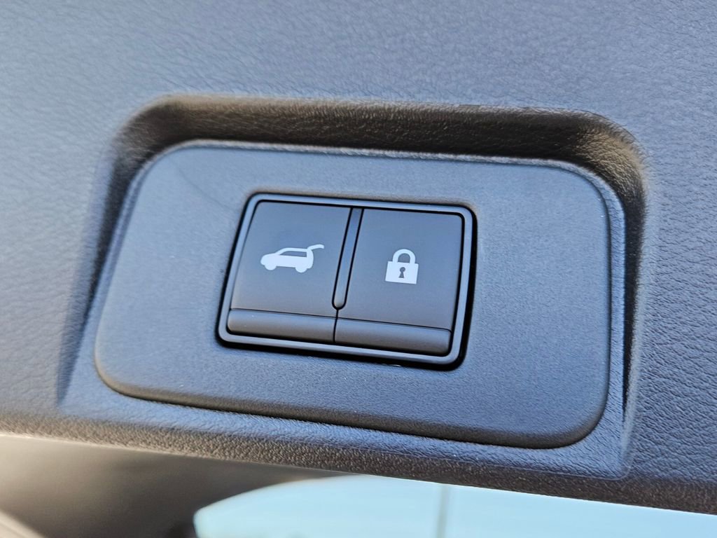 New 2026 Nissan Rogue SV image 10