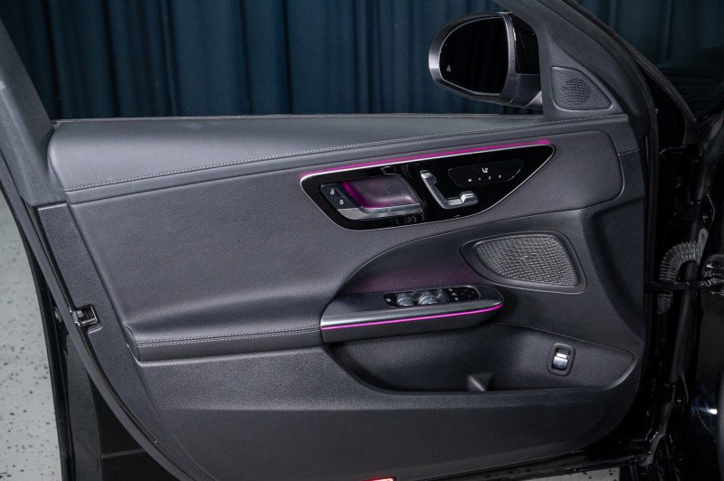 Used 2023 Mercedes-Benz C 300 Sedan image 12