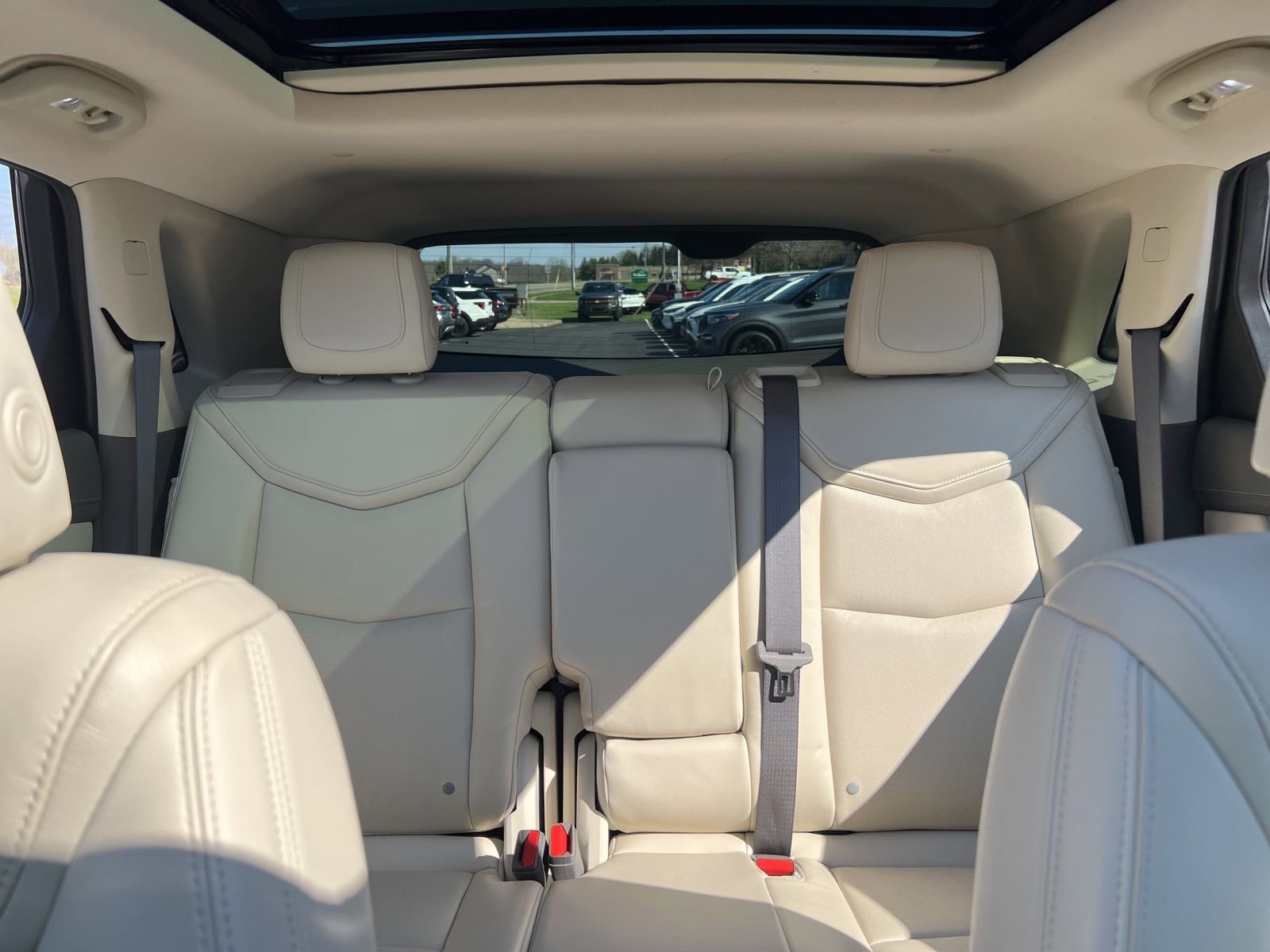 Used 2018 Cadillac XT5 Luxury w/ Driver Awareness Package image 50