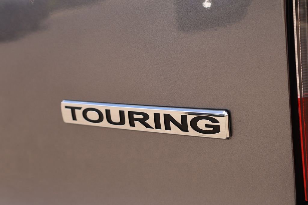 Used 2021 Honda Pilot Touring image 8