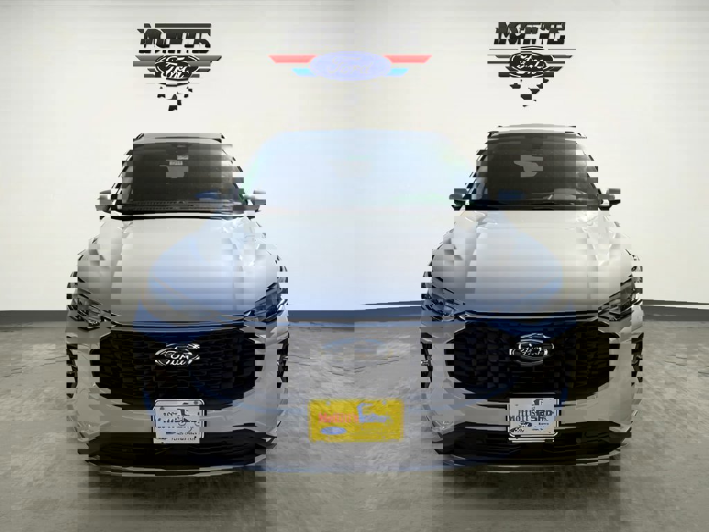 New 2026 Ford Escape Plug-in Hybrid image 2