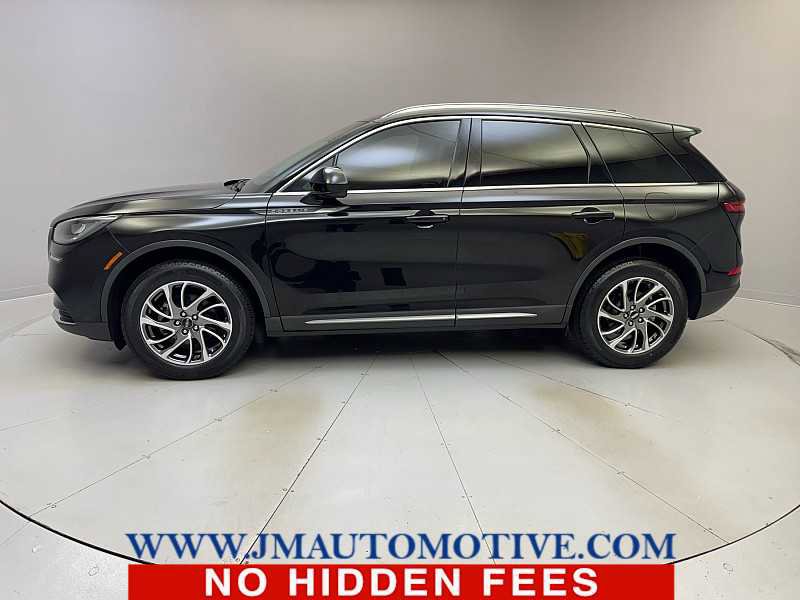 Used 2022 Lincoln Corsair AWD w/ Equipment Group 101A image 2
