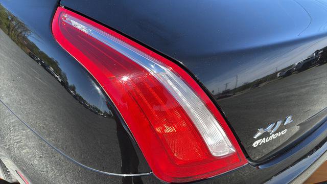 Used 2017 Jaguar XJ L Portfolio AWD/4WD image 29