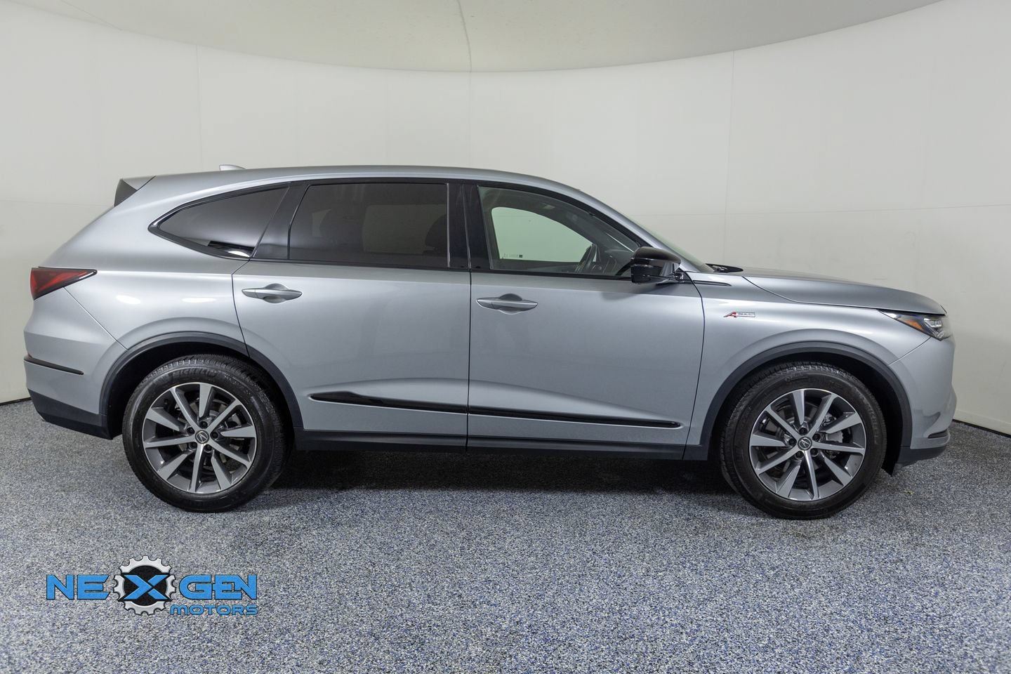 Used 2023 Acura MDX A-Spec AWD/4WD image 8
