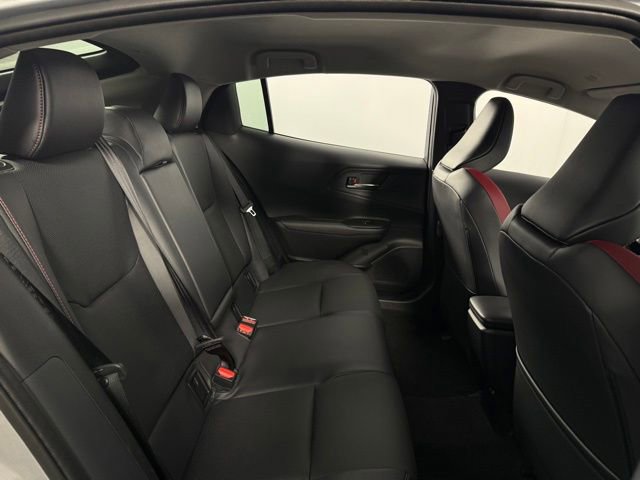 Used 2025 Toyota Prius Plug-In Hybrid image 16