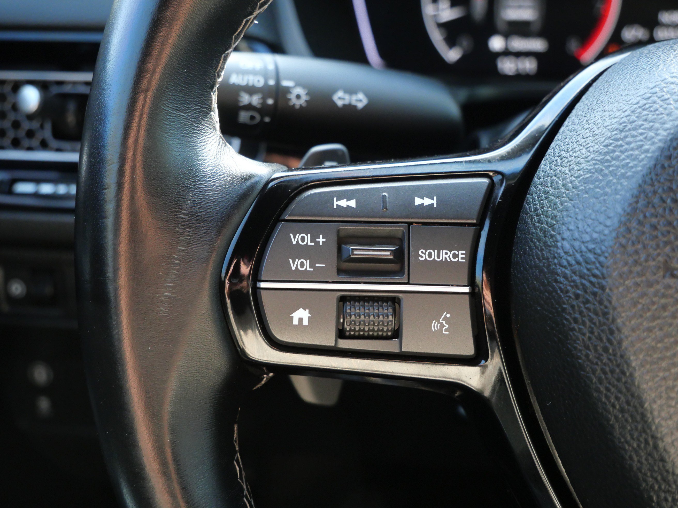 Used 2024 Honda Civic Sport image 28