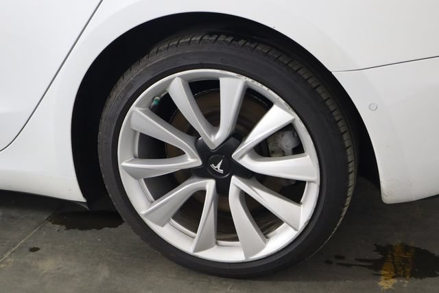 Used 2019 Tesla Model 3 Long Range RWD image 39