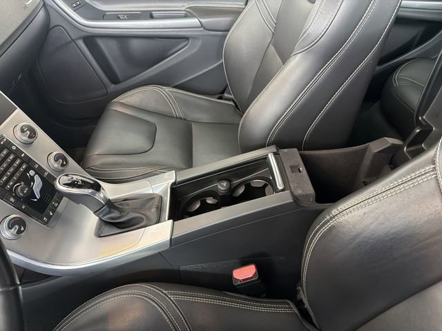 Used 2018 Volvo S60 T5 Dynamic w/ Protection Package image 24