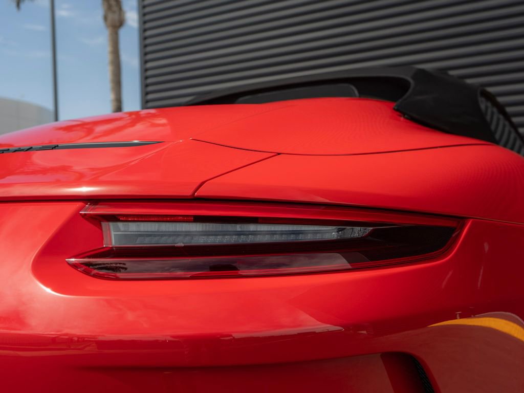 Used 2019 Porsche 911 Speedster image 17