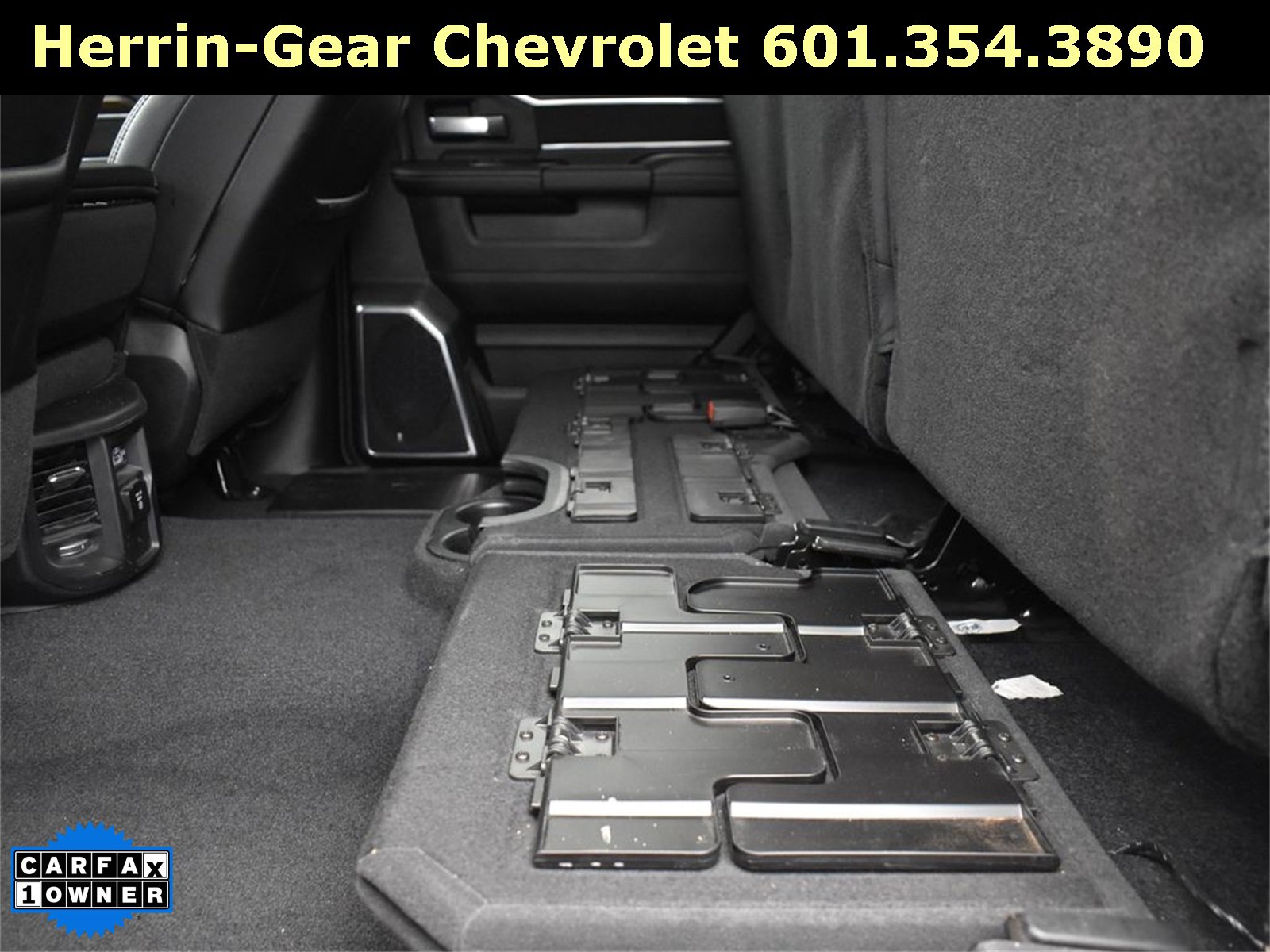 Used 2024 RAM 2500 Laramie w/ Safety Group image 17