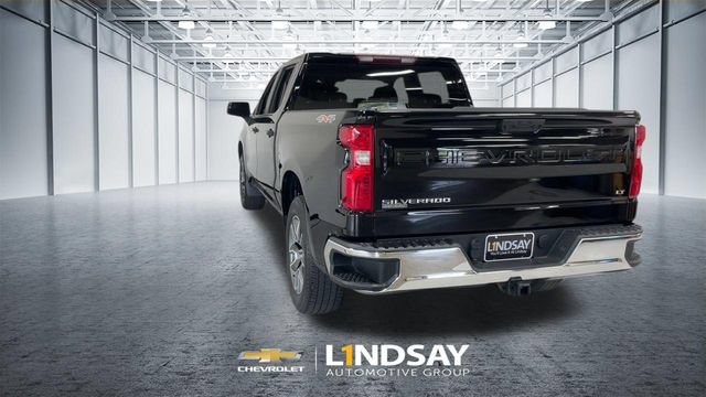Used 2023 Chevrolet Silverado 1500 LT AWD/4WD image 8