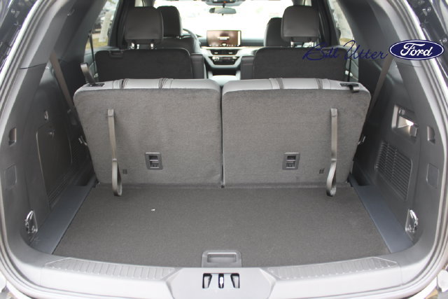 New 2027 Ford Explorer Active w/ Active Comfort Package RWD image 6