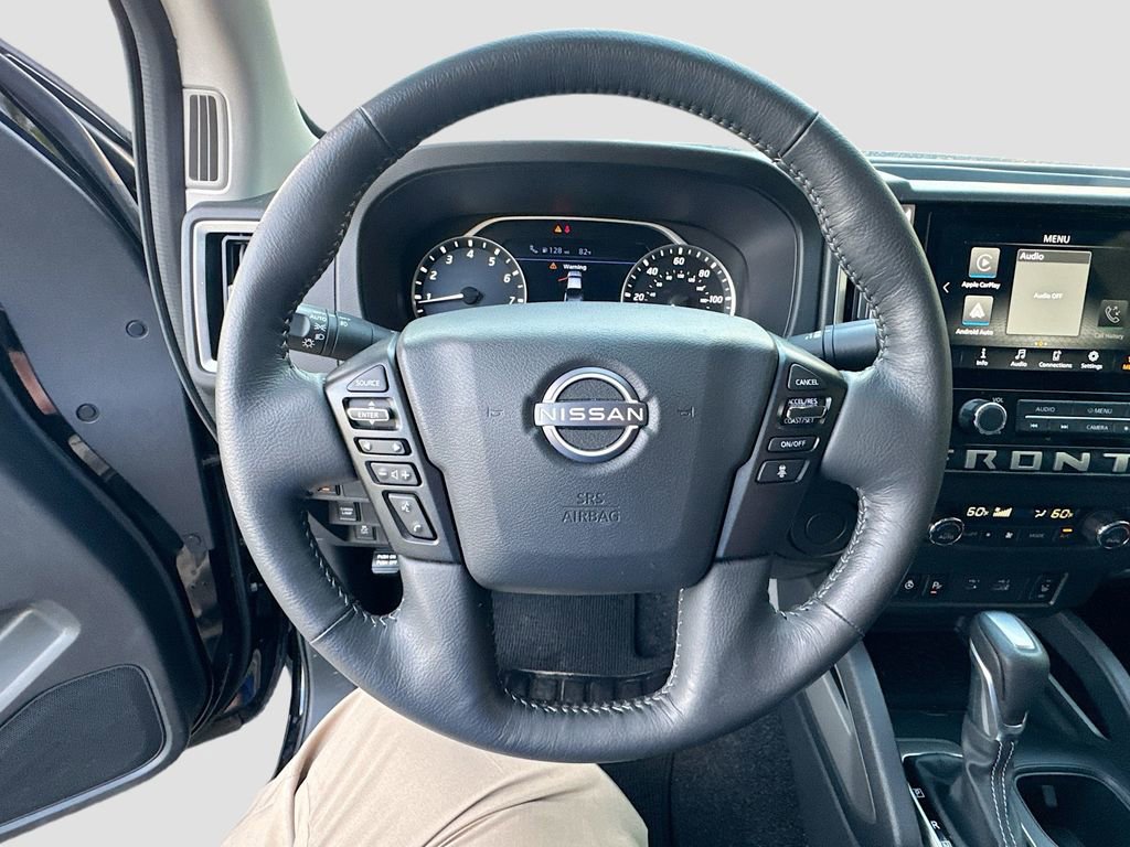Used 2025 Nissan Frontier SV w/ SV Convenience Package image 11