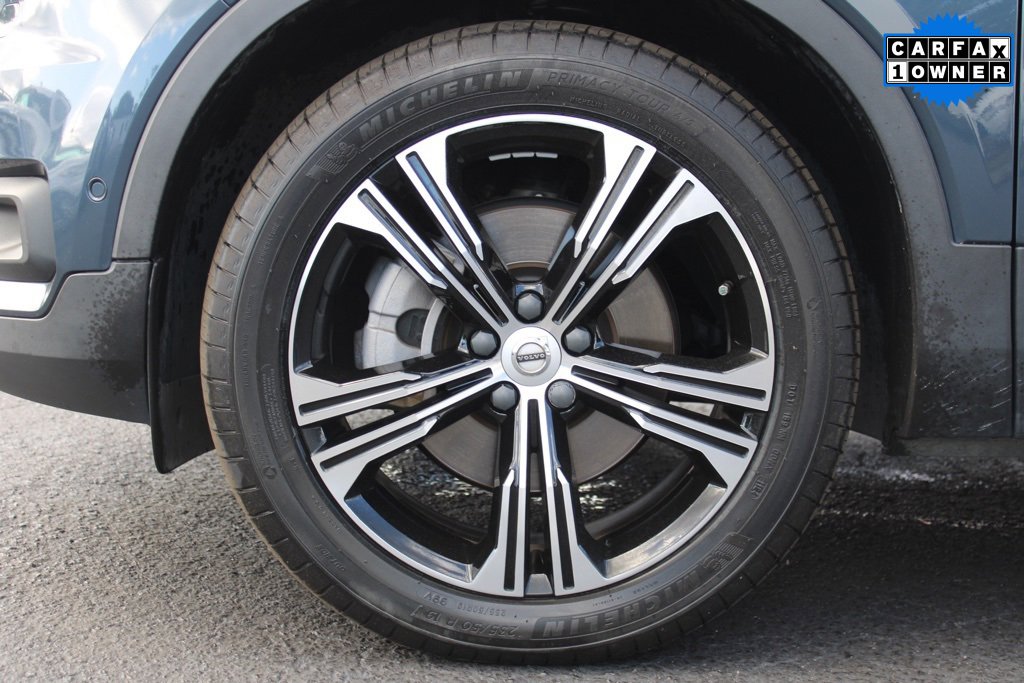 Used 2021 Volvo XC40 T5 Inscription w/ Advanced Package image 14