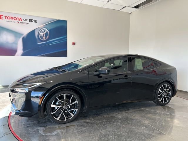 Used 2025 Toyota Prius Plug-In Hybrid w/ Limited Premium Package image 3