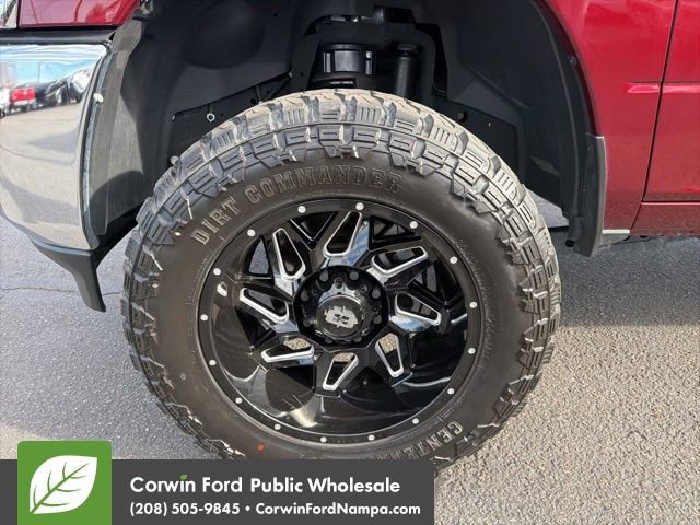 Used 2024 RAM 2500 Tradesman w/ Chrome Appearance Group image 9