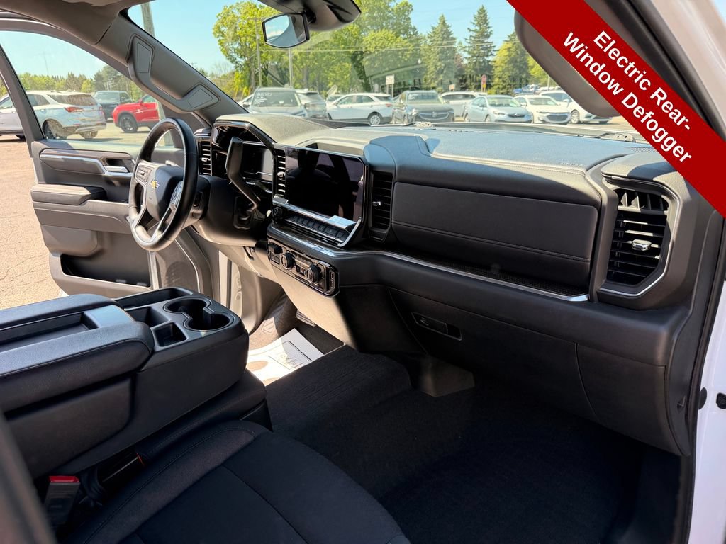 Used 2023 Chevrolet Silverado 1500 LT w/ Protection Package AWD/4WD image 39